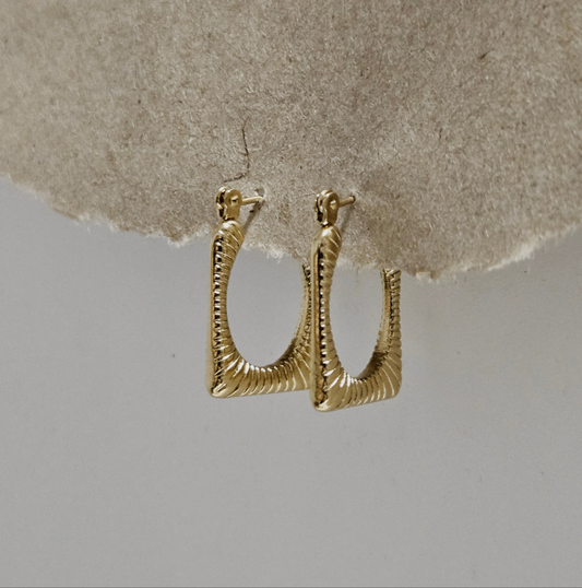 Aretes Regina